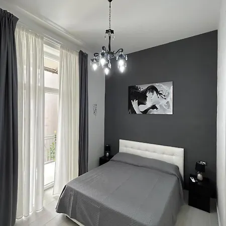 Station House 4*
