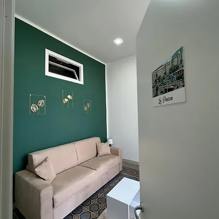 Station House 4* Nápoles